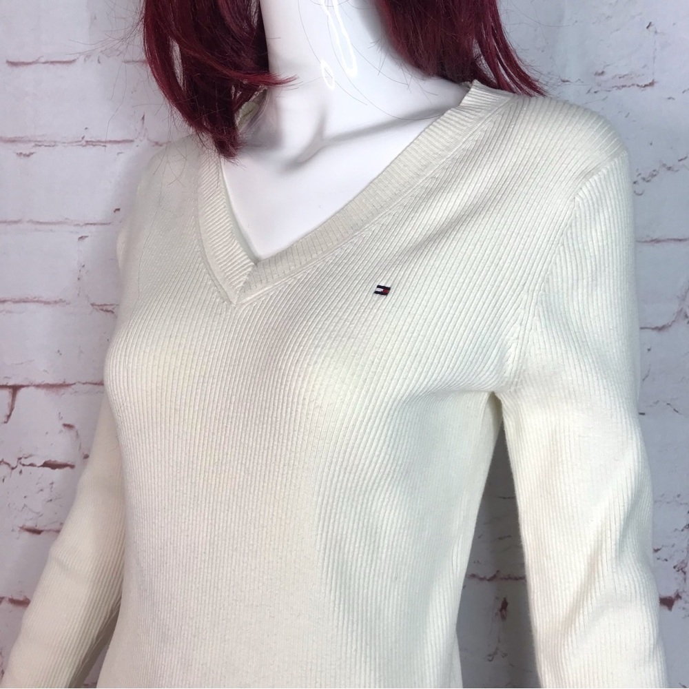 Y2K TOMMY HILFIGER Cream Ribbed Knit Preppy   V-Neck Long Sleeve Top Size Medium - Picture 3 of 13